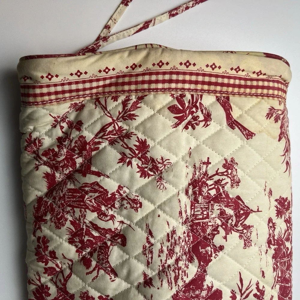 Bueno Women's Red/Cream Toile Toiletry Travel Bag STAINS/SOILING
